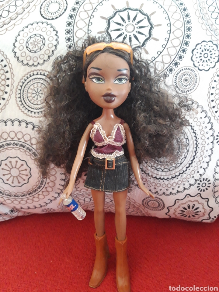 Mu&ntilde;ecas modernas: Mu&ntilde;eca Bratz - Foto 3