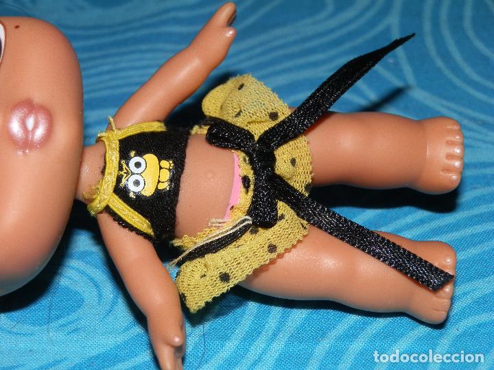 Mu&ntilde;ecas modernas: MU&Ntilde;ECA BABY BRATZ MGA 2004 - Foto 3
