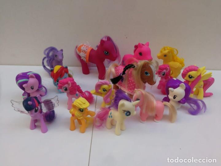Mu&ntilde;ecas modernas: LOTE DE 16 PEQUE&Ntilde;OS PONYS . - Foto 9