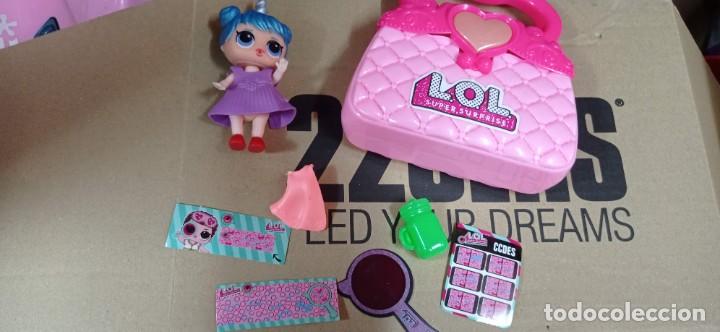Mu&ntilde;ecas modernas: LOTE MU&Ntilde;ECA Y ACCESORIOS LOL - Foto 1
