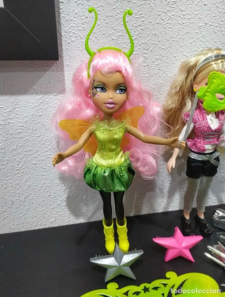Mu&ntilde;ecas modernas: d&uacute;o mu&ntilde;ecas Bratz - Foto 2