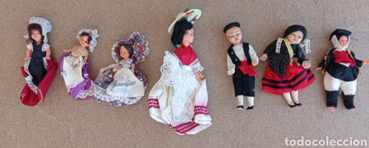 Mu&ntilde;ecas modernas: Lote de 7 mu&ntilde;ecas entre 10 y 15 cms - Foto 1