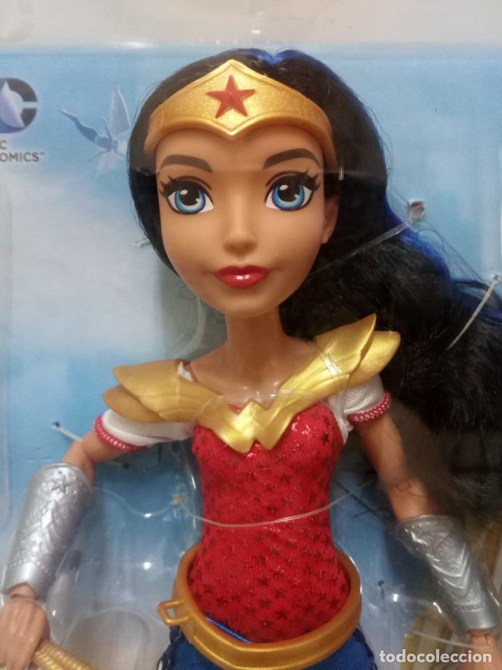 Mu&ntilde;ecas modernas: DC Superherogirls Wonderwoman - Foto 2