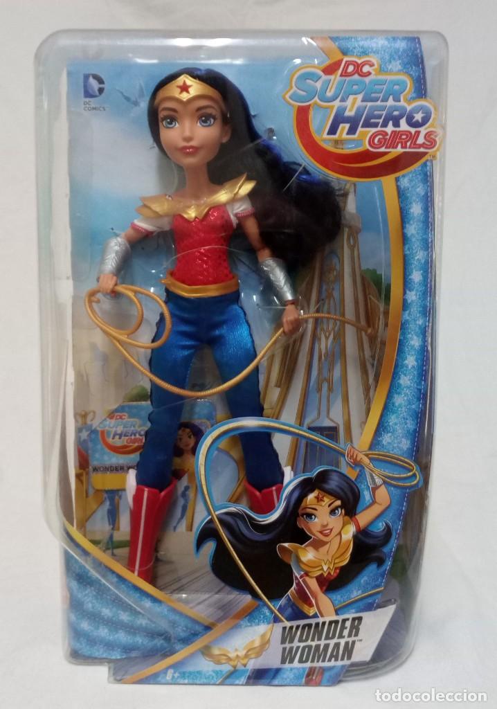 Mu&ntilde;ecas modernas: DC Superherogirls Wonderwoman - Foto 3