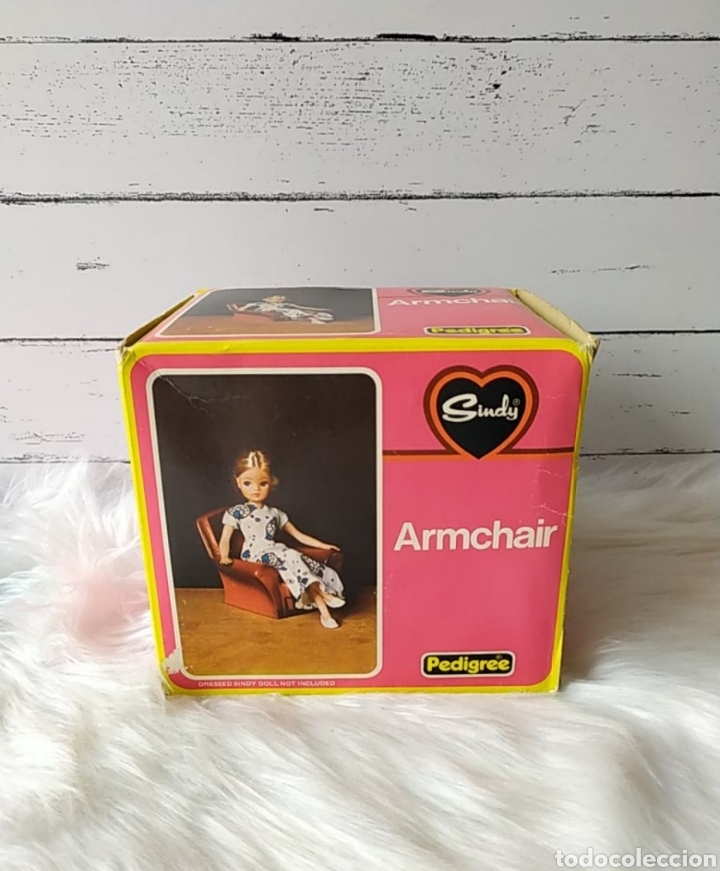 Mu&ntilde;ecas modernas: Sill&oacute;n Sindy pedigree - Foto 1