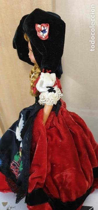 Mu&ntilde;ecas modernas: MU&Ntilde;ECA REGIONAL FRANCESA CELULOIDE 21 CM. ALTURA - Foto 4