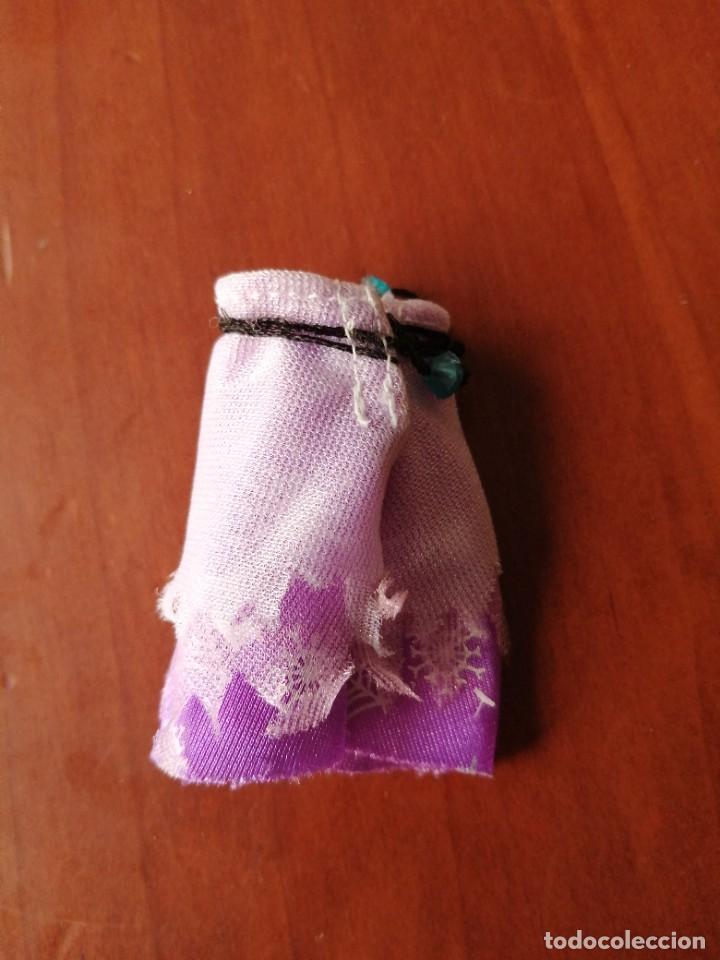 Mu&ntilde;ecas modernas: falda mu&ntilde;eca monster high Abbey - Foto 2