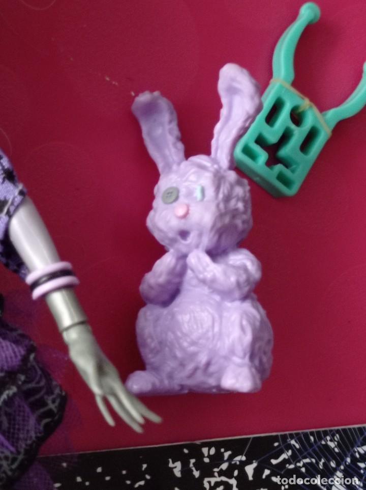 Mu&ntilde;ecas modernas: MU&Ntilde;ECA TWYLA - MONSTER HIGH. MATTEL - Foto 5
