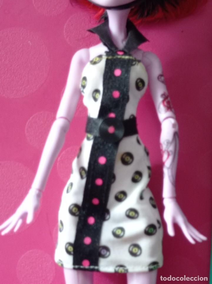 Mu&ntilde;ecas modernas: MU&Ntilde;ECA OPERETTA - MONSTER HIGH. MATTEL - Foto 3
