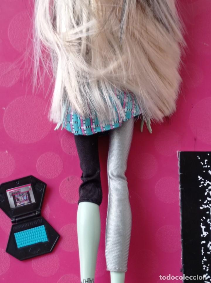 Mu&ntilde;ecas modernas: MU&Ntilde;ECA LAGOONA BLUE - MONSTER HIGH. MATTEL - Foto 8