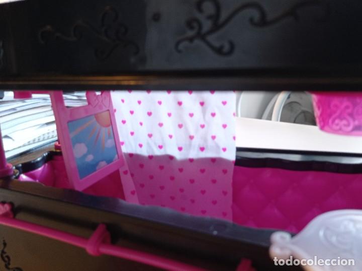 Mu&ntilde;ecas modernas: CAMA - JOYERO CON COMPLEMENTOS. MU&Ntilde;ECA DRACULAURA. MONSTER HIGH. MATTEL - Foto 4
