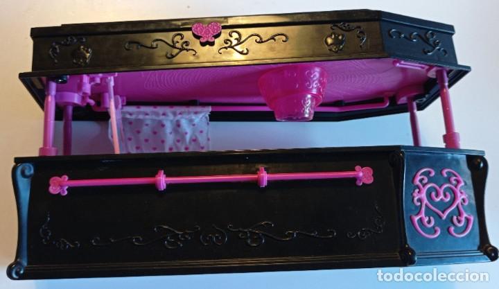 Mu&ntilde;ecas modernas: CAMA - JOYERO CON COMPLEMENTOS. MU&Ntilde;ECA DRACULAURA. MONSTER HIGH. MATTEL - Foto 12