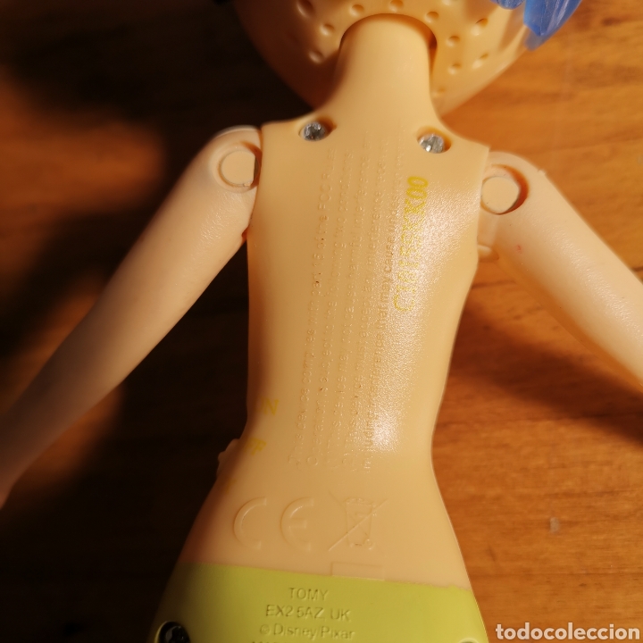 Mu&ntilde;ecas modernas: Mu&ntilde;eca Disney Pixar, Tomy. Pie roto. - Foto 5