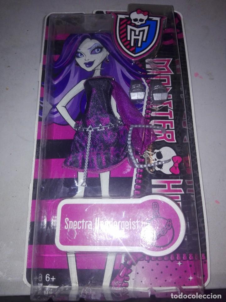 Preços baixos em Vestido sem marca Monster High sem Roupas e Acessórios de Bonecas  antigas