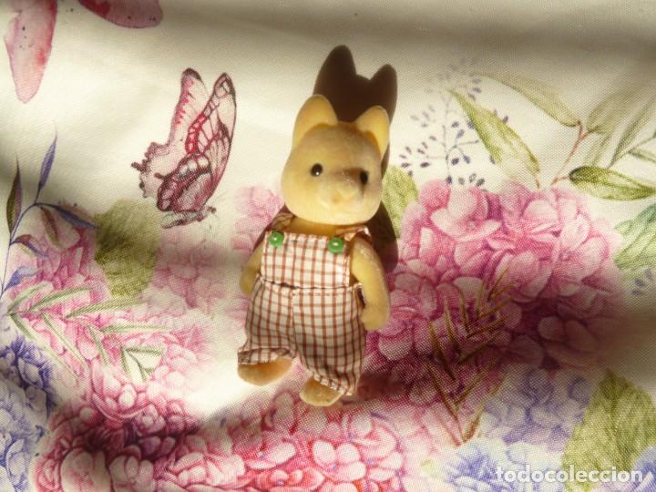 Mu&ntilde;ecas modernas: Gato Sylvanian Families. - Foto 3