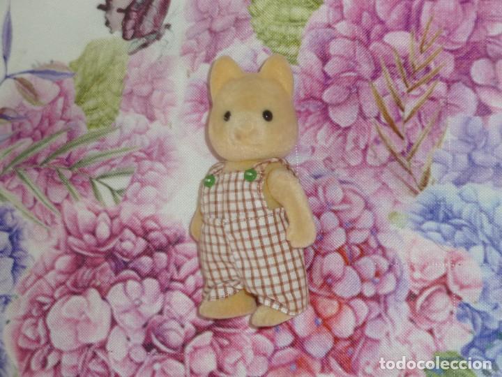Mu&ntilde;ecas modernas: Gato Sylvanian Families. - Foto 5