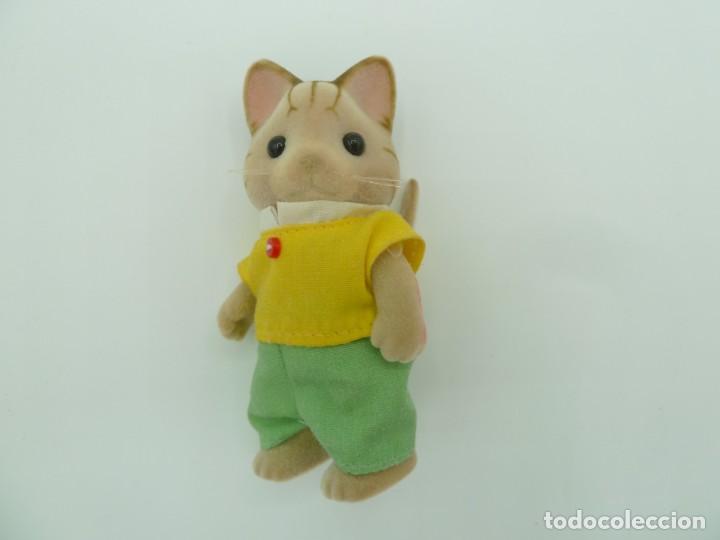 Mu&ntilde;ecas modernas: Gato Sylvanian Families. Con ropa - Foto 5