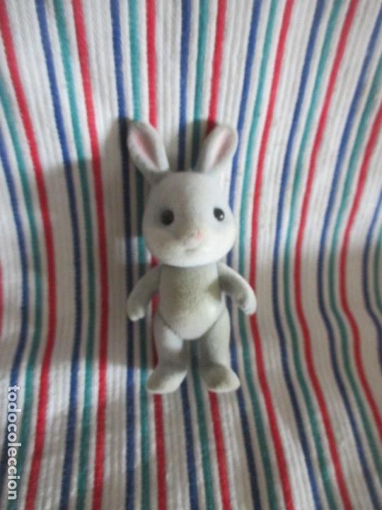Mu&ntilde;ecas modernas: CONEJITO SYLVANIAN FAMILIES - Foto 2