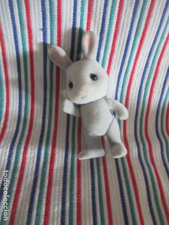 Mu&ntilde;ecas modernas: CONEJITO SYLVANIAN FAMILIES - Foto 2