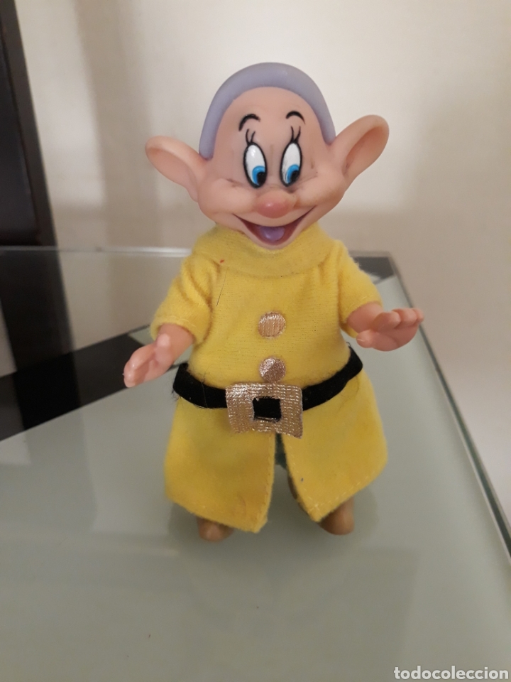 Mu&ntilde;ecas modernas: Mudito de Blancanieves y los siete enanitos. Simba. - Foto 1