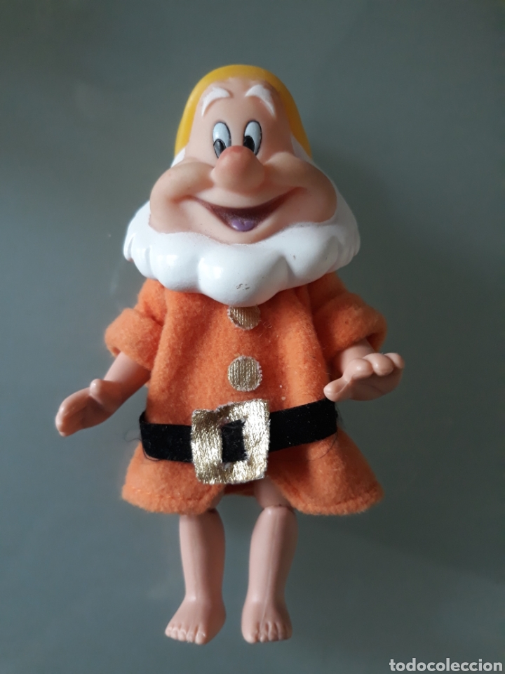 Mu&ntilde;ecas modernas: Feliz, enanito de Blancanieves. Simba. - Foto 1