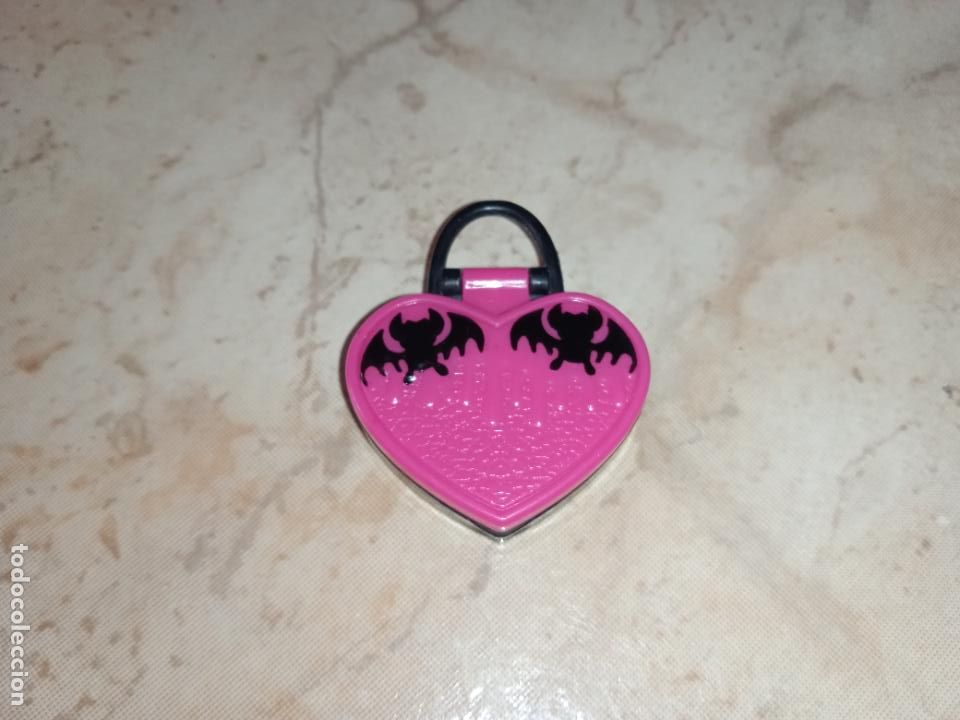 Mu&ntilde;ecas modernas: Bolso de mu&ntilde;eca Monster high - Foto 1