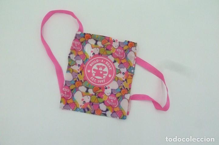 Mu&ntilde;ecas modernas: Build-a-bear workshop. Mochila - Foto 2