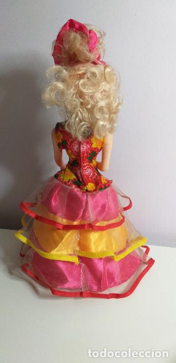 Mu&ntilde;ecas modernas: Mu&ntilde;eca cantante - Foto 3