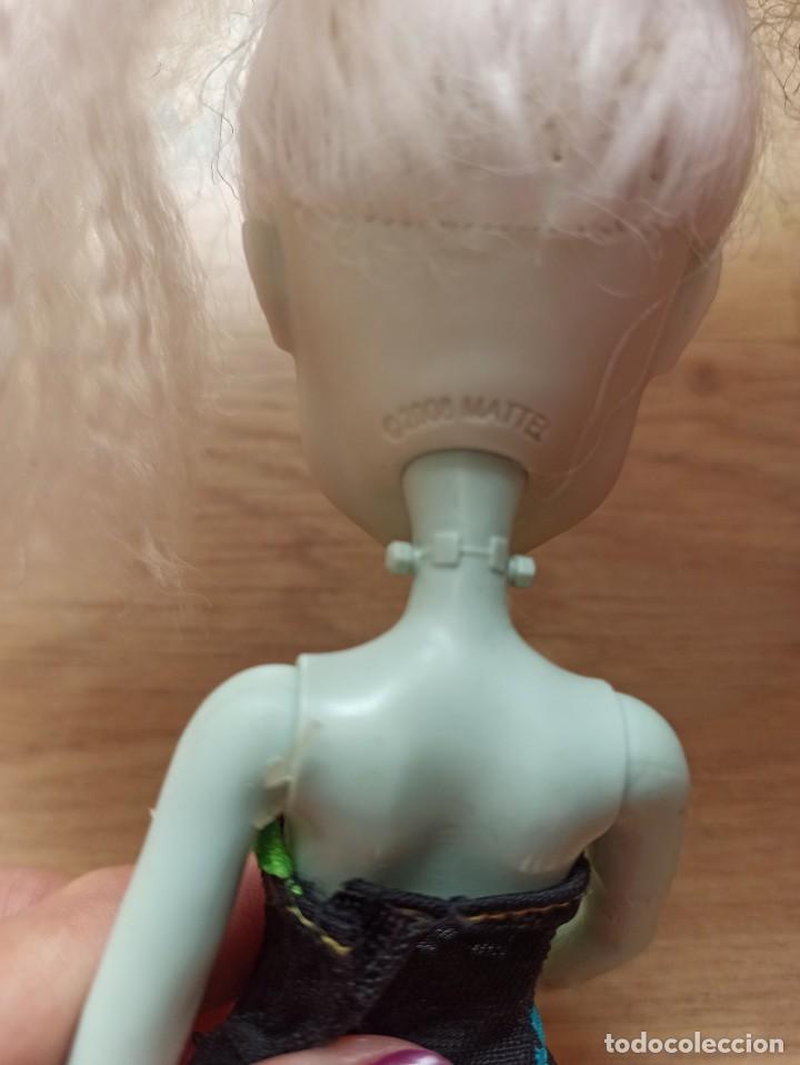 Mu&ntilde;ecas modernas: Monster High Frankie Stein Electrified - Foto 4