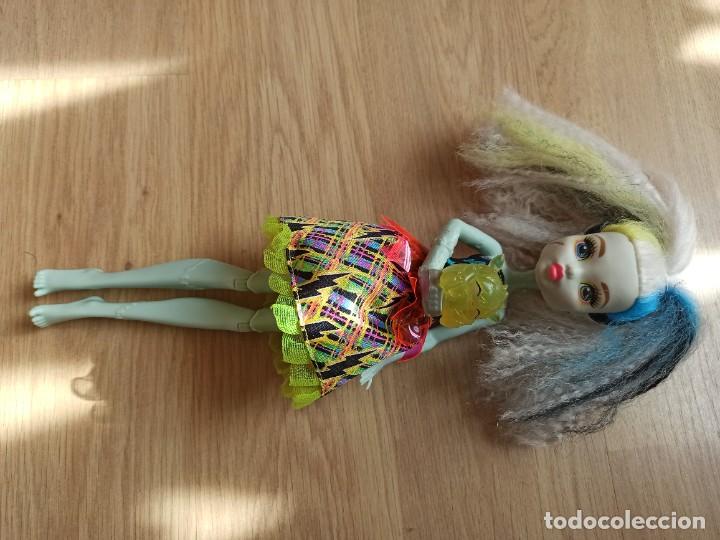 Mu&ntilde;ecas modernas: Monster High Frankie Stein Electrified - Foto 7