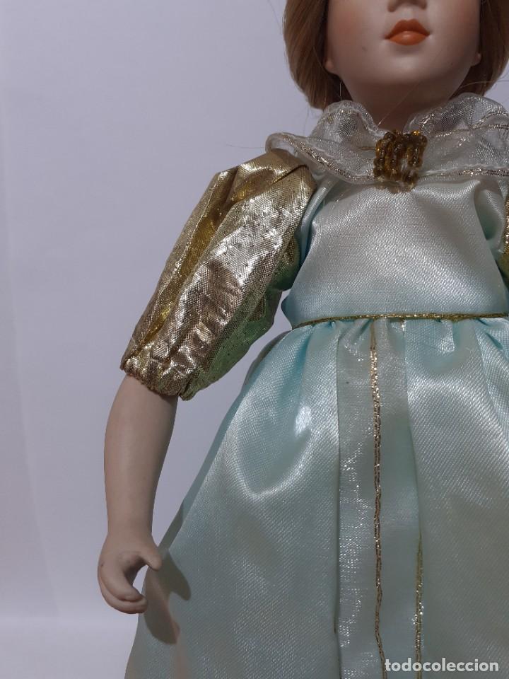 Mu&ntilde;ecas modernas: Mu&ntilde;eca Vintage con Soporte - Foto 5