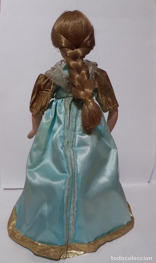 Mu&ntilde;ecas modernas: Mu&ntilde;eca Vintage con Soporte - Foto 7