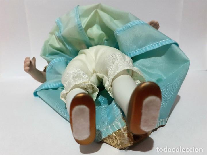 Mu&ntilde;ecas modernas: Mu&ntilde;eca Vintage con Soporte - Foto 14