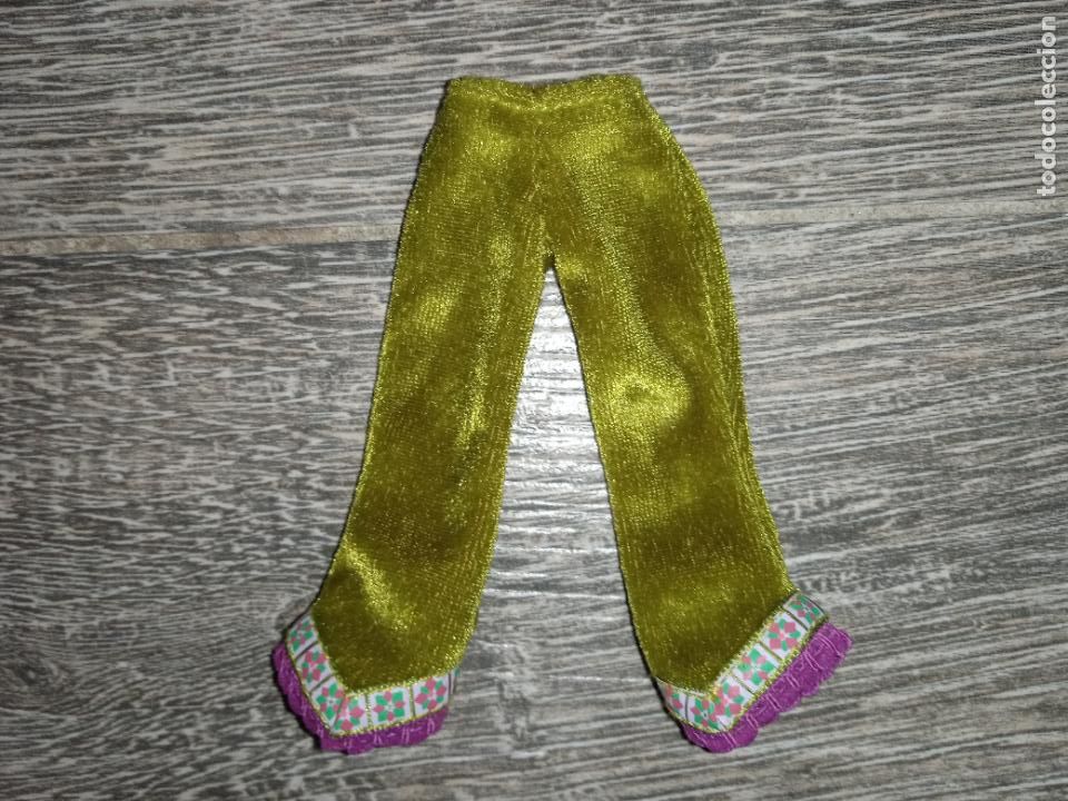 Mu&ntilde;ecas modernas: Pantal&oacute;n de mu&ntilde;eca Bratz - Foto 1