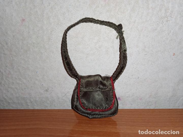 Mu&ntilde;ecas modernas: Bolso de mu&ntilde;eca Bratz - Foto 1