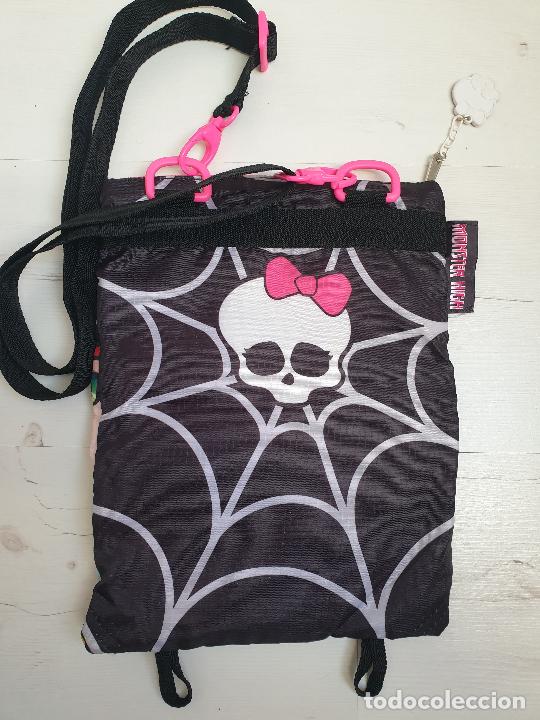 Mu&ntilde;ecas modernas: BOLSO DE MONSTER HIGH - Foto 3