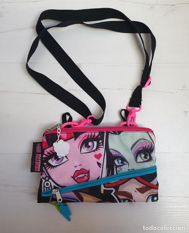 Mu&ntilde;ecas modernas: BOLSO DE MONSTER HIGH - Foto 4