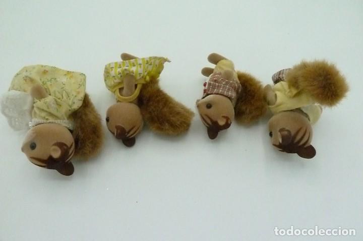 Mu&ntilde;ecas modernas: Familia ardillas Sylvanian - Foto 6