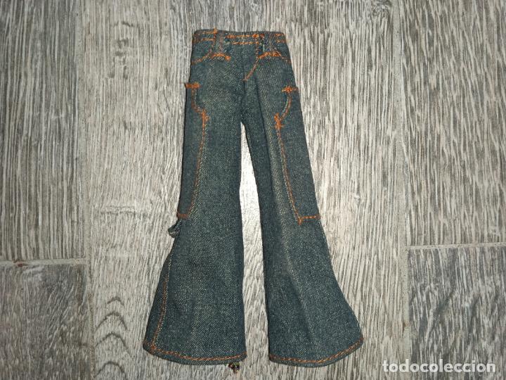 Mu&ntilde;ecas modernas: Pantal&oacute;n de mu&ntilde;eca Bratz - Foto 1