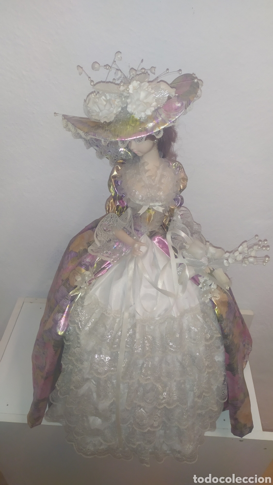 Mu&ntilde;ecas modernas: Mu&ntilde;eca giratoria Musical - Foto 4