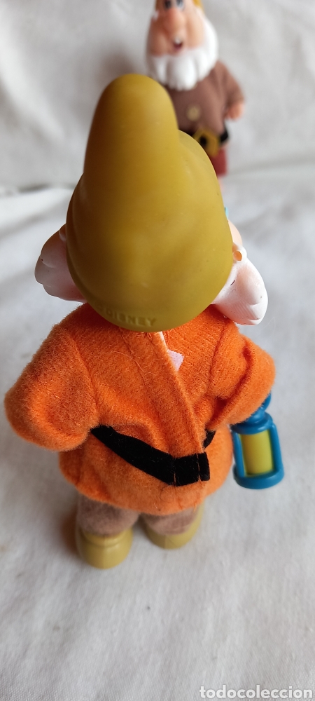 Mu&ntilde;ecas modernas: DOS MU&Ntilde;ECOS ENANITOS DE SIMBA BLANCANIEVES DE DISNEY - Foto 6