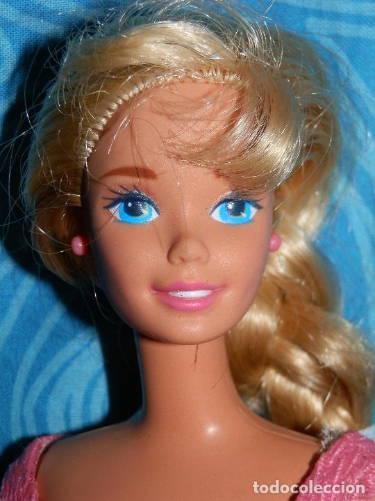 Mu&ntilde;ecas modernas: MU&Ntilde;ECA BARBIE MATTEL1976 EN NUCA - Foto 2