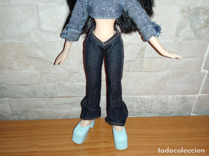 Mu&ntilde;ecas modernas: Mu&ntilde;eca bratz dana - Foto 2