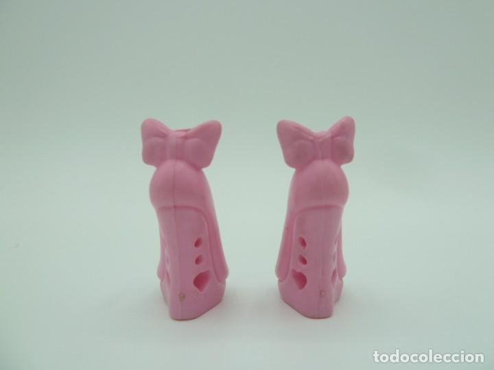 Mu&ntilde;ecas modernas: Zapatos Monster High - Foto 4