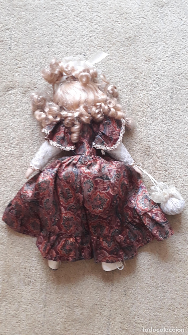 Mu&ntilde;ecas modernas: Mu&ntilde;eca Vintage con vestido de &eacute;poca - Foto 3