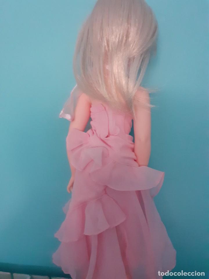 Mu&ntilde;ecas modernas: Mu&ntilde;eca Cissy de Madame Alexander, como nueva - Foto 3