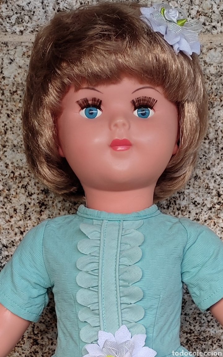 Mu&ntilde;ecas modernas: Mu&ntilde;eca extranjera sin marca - Foto 1