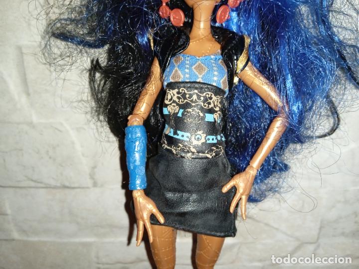 Mu&ntilde;ecas modernas: Mu&ntilde;eca Monster high robecca - Foto 4