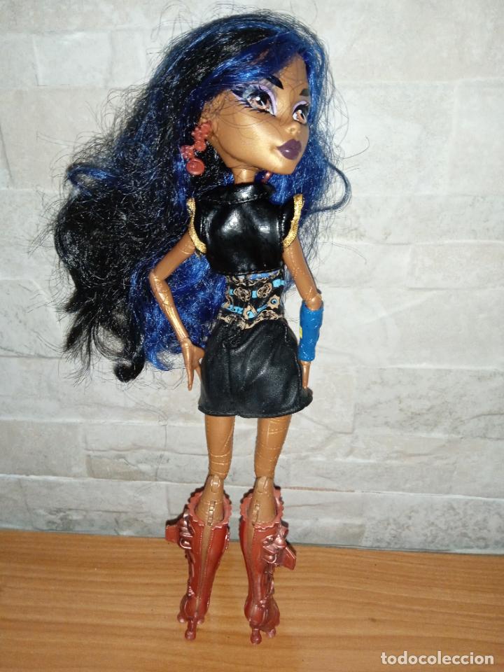 Mu&ntilde;ecas modernas: Mu&ntilde;eca Monster high robecca - Foto 8