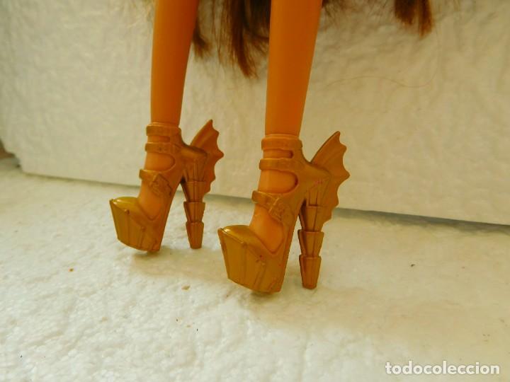 Mu&ntilde;ecas modernas: MU&Ntilde;ECA BRATZ GUERRERA. MEDIDA 29CM. - Foto 3
